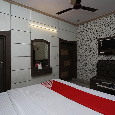 Oyo 29411 Hotel Vanshika Agra  Extérieur photo